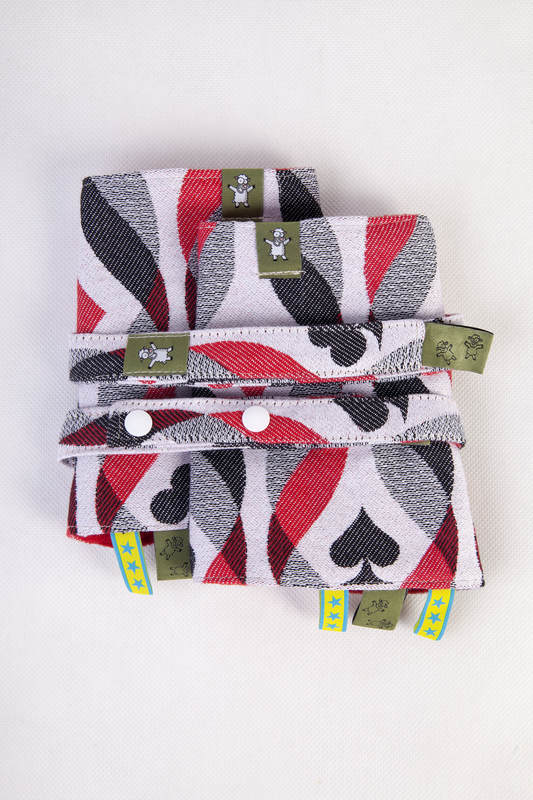 Drool Pads & Reach Straps Set, (60% cotton, 40% polyester) - QUEEN OF HEARTS #babywearing