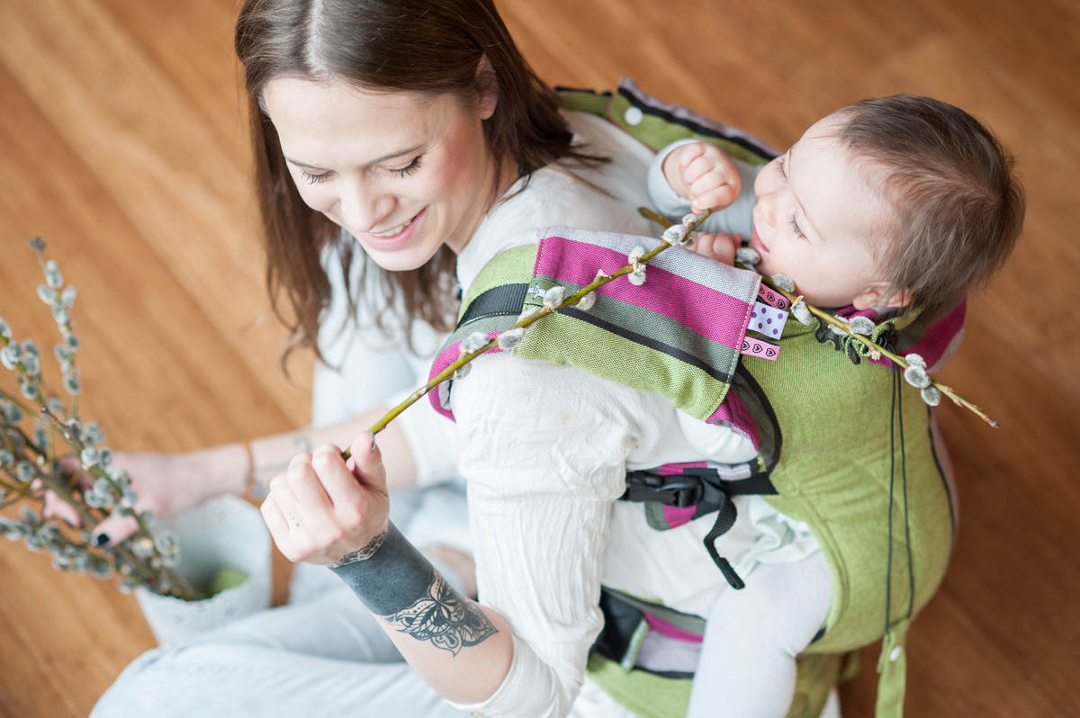 Porte-bébé ergonomique, taille bébé, sergé brisé 100 % coton, LIME KHAKI - Deuxième génération #babywearing