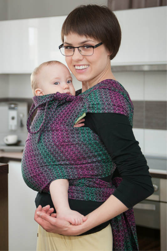WRAP-TAI Tragehilfe Mini mit Kapuze/ Jacquardwebung / 100% Baumwolle / LITTLE LOVE ORCHID  #babywearing