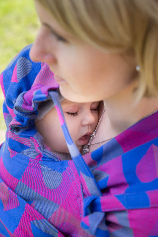 WRAP-TAI Tragehilfe Toddler mit Kapuze/ Jacquardwebung / 100% Baumwolle / HEARTBEAT - CHLOE #babywearing