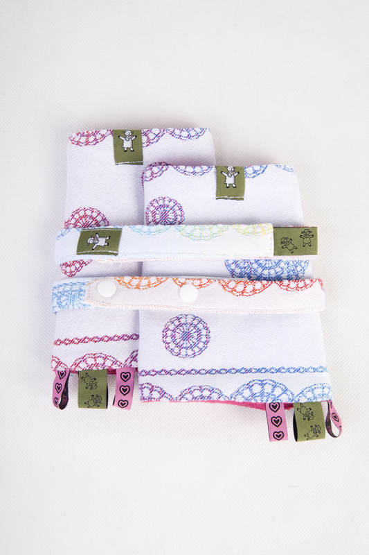 Drool Pads & Reach Straps Set, (60% cotton, 40% polyester) - RAINBOW LACE Reverse  #babywearing