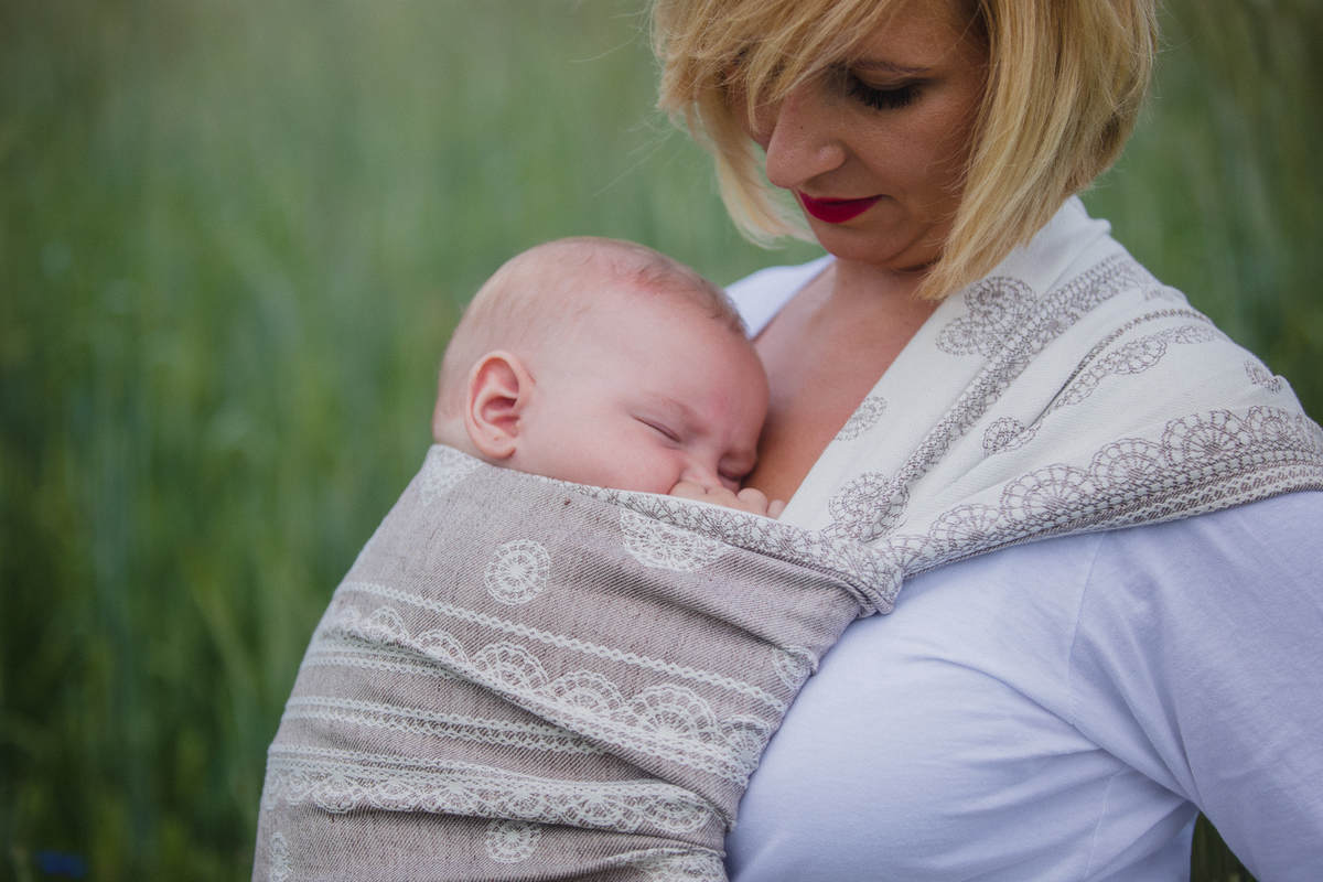 Baby Wrap, Jacquard Weave (60% cotton, 28% linen 12% tussah silk) - PORCELAIN LACE - size XS #babywearing