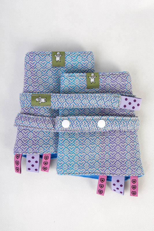 Drool Pads & Reach Straps Set, (60% cotton, 40% polyester) - LITTLE LOVE - ZEPHYR #babywearing