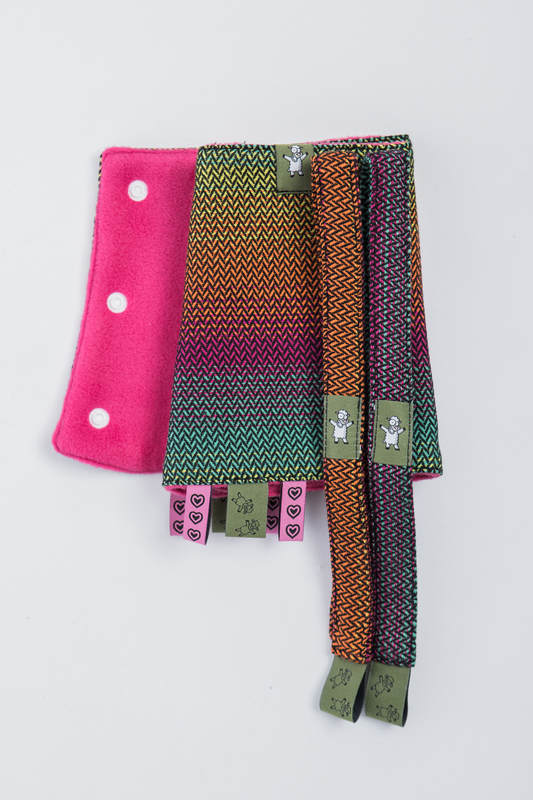 Drool Pads & Reach Straps Set, (60% cotton, 40% polyester) - LITTLE HERRINGBONE IMAGINATION DARK #babywearing