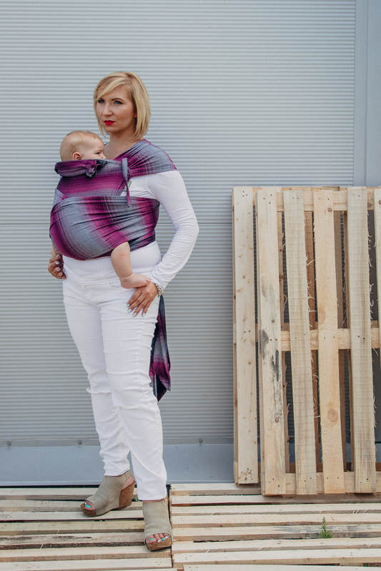 WRAP-TAI Tragehilfe Mini mit Kapuze/ Fischgrätmuster / 100% Baumwolle / LITTLE HERRINGBONE INSPIRATION  #babywearing