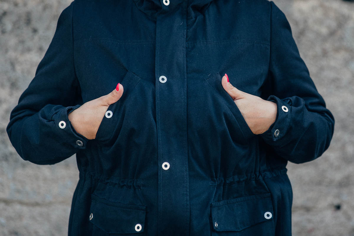 Parka Babywearing Coat - size XS - Black & Customized Finishing #babywearing