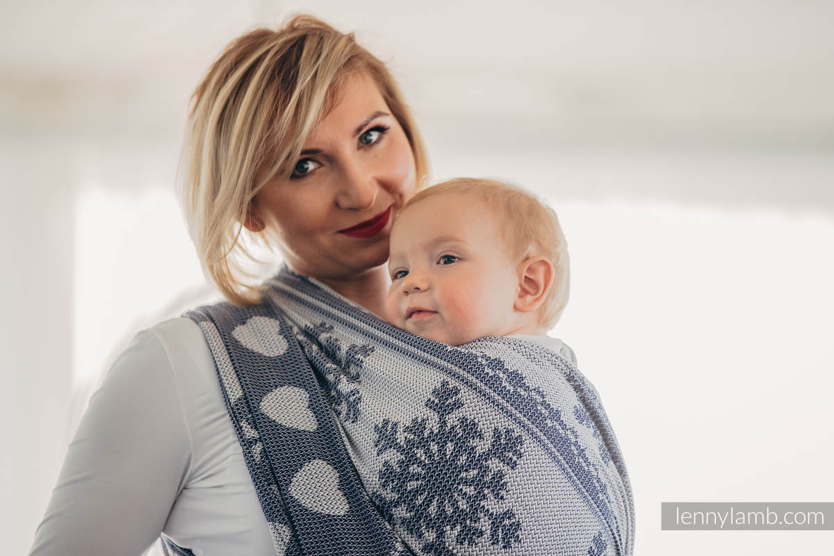 Baby Wrap, Jacquard Weave (80% cotton, 20% merino wool) - WARM HEARTS NAVY BLUE & WHITE - size S #babywearing