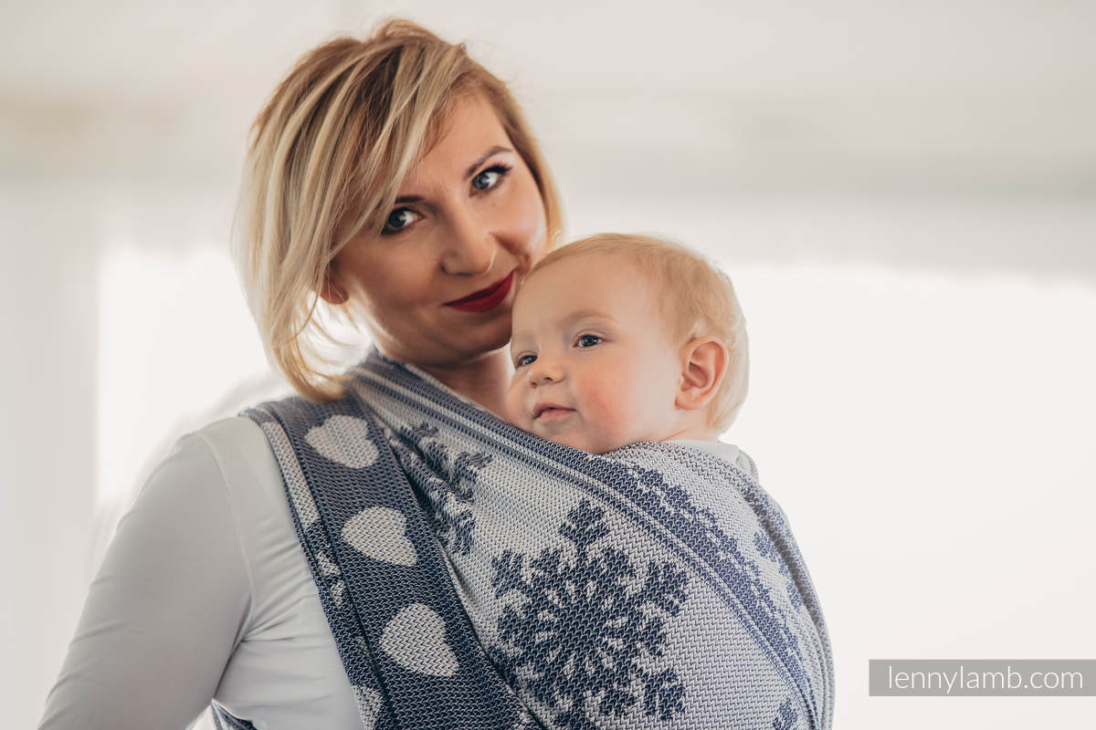 Baby Wrap, Jacquard Weave (80% cotton, 20% merino wool) - WARM HEARTS NAVY BLUE & WHITE - size M #babywearing