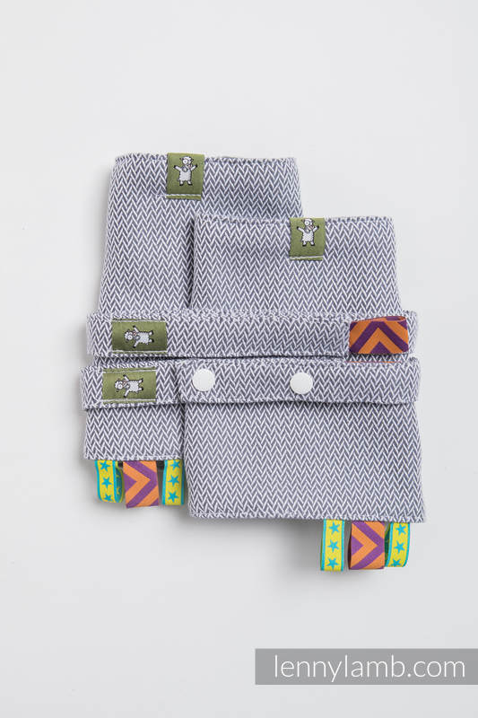 Drool Pads & Reach Straps Set, (60% cotton, 40% polyester) - LITTLE HERRINGBONE GREY  #babywearing