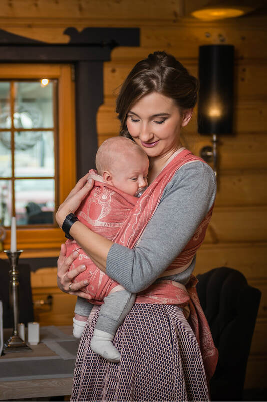 Baby Wrap, Jacquard Weave (60% cotton, 40% bamboo) - Bubo Owls Coral & White - size S #babywearing