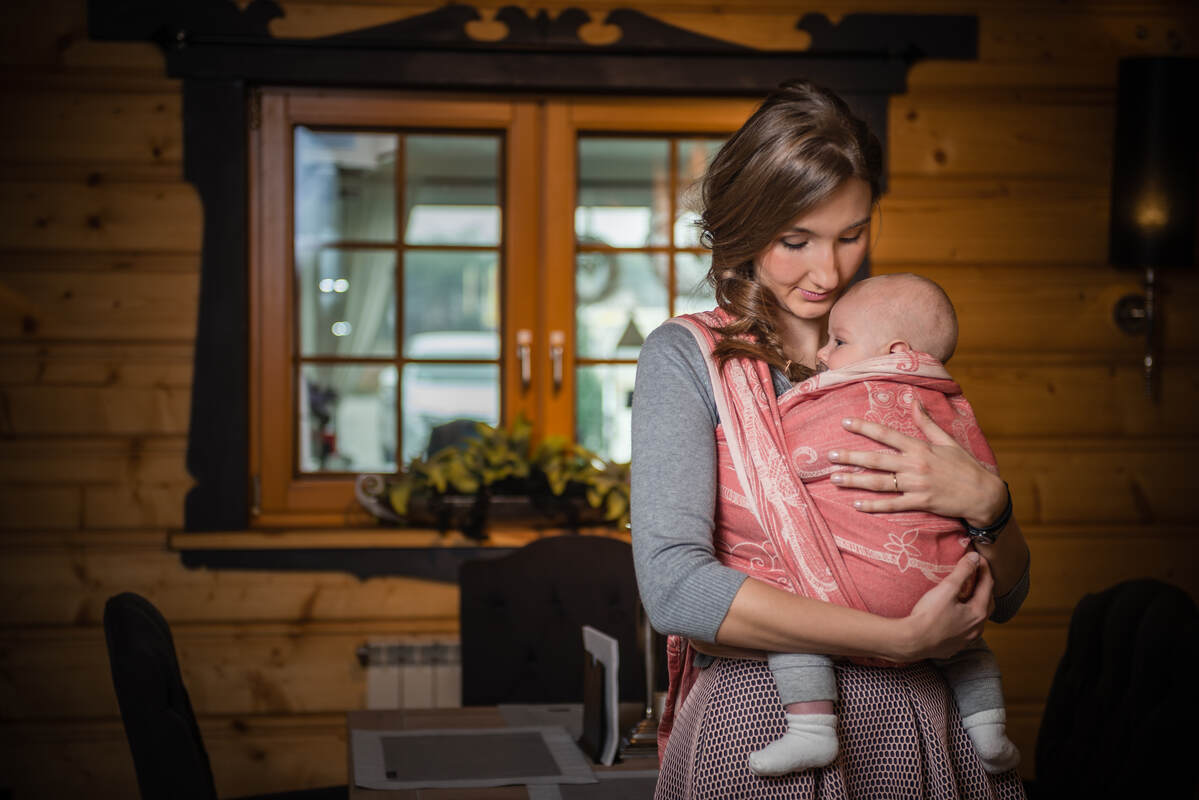 Baby Wrap, Jacquard Weave (60% cotton, 40% bamboo) - Bubo Owls Coral & White - size S #babywearing