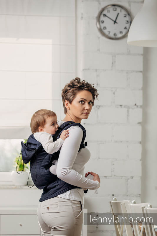 Porte-bébé ergonomique de la gamme de base - JEANS, taille bébé, sergé brisé, 100 % coton  - Deuxième génération #babywearing