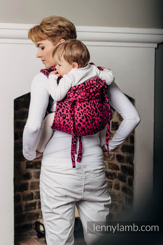 Lenny Buckle Onbuhimo baby carrier, standard size, jacquard weave (100% cotton) - CHEETAH BLACK & PINK #babywearing