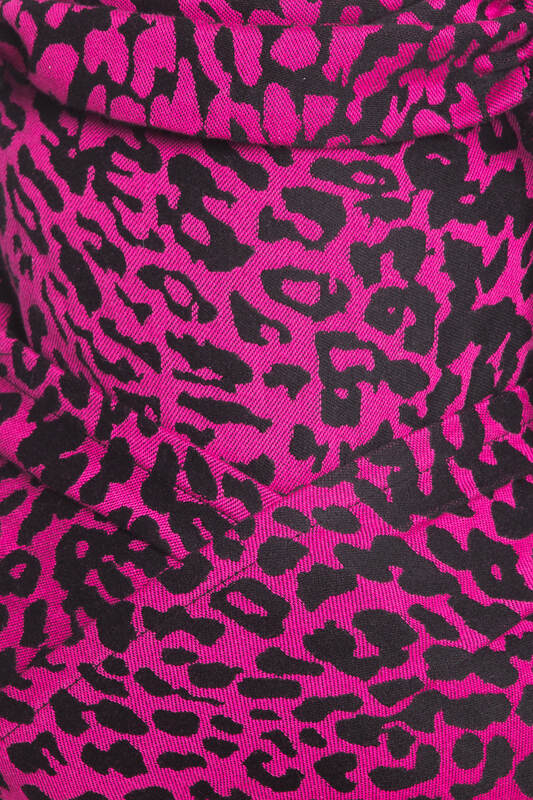 WRAP-TAI carrier Toddler with hood/ jacquard twill / 100% cotton / CHEETAH BLACK & PINK #babywearing