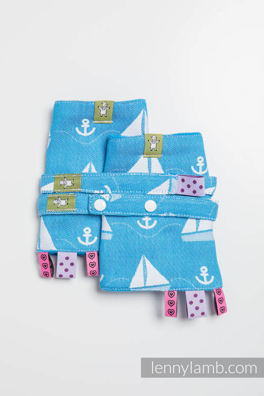 Drool Pads & Reach Straps Set, (60% cotton, 40% polyester) - HOLIDAY CRUISE   #babywearing