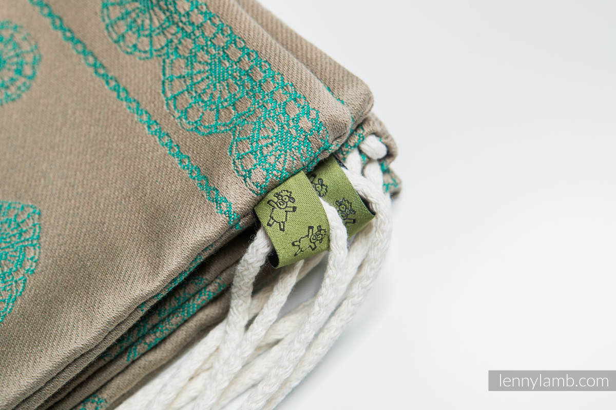 :BG_SCKPCK_PSTCH_LC_RVRS_OTLT #babywearing