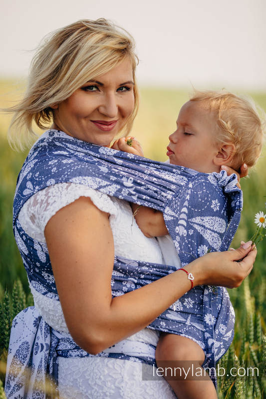 WRAP-TAI carrier Mini with hood/ jacquard twill / 60% cotton, 40% bamboo / DRAGONFLY WHITE & NAVY BLUE #babywearing
