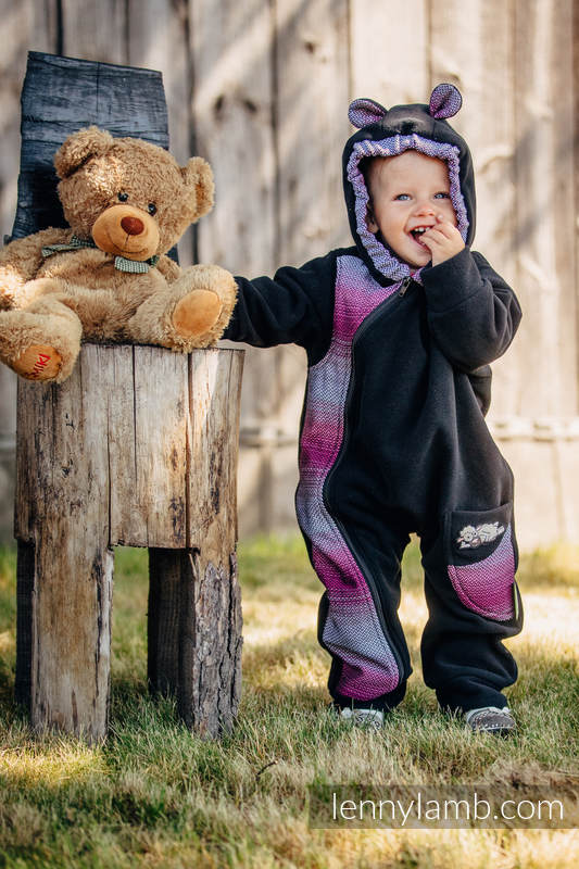 Fleece Babyanzug - Größe 86 - schwarz mit Little Herringbone Inspiration #babywearing