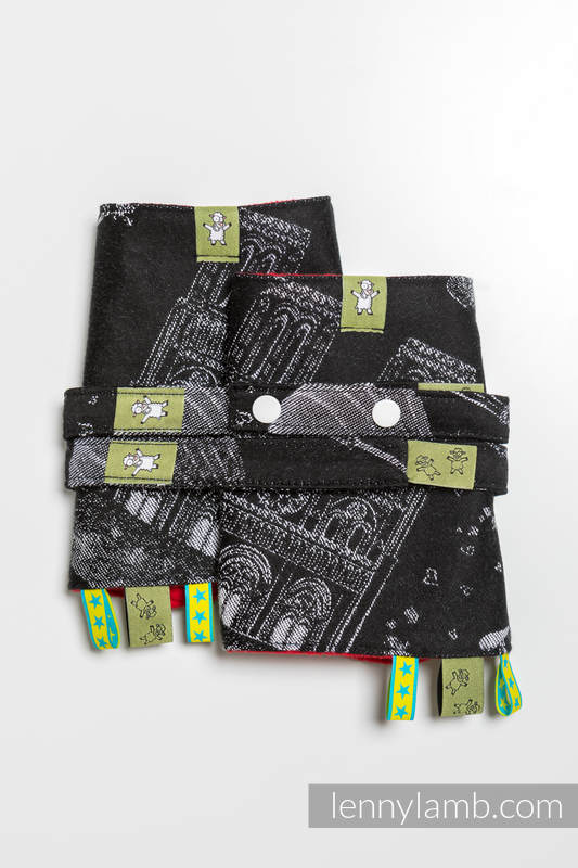 Drool Pads & Reach Straps Set, (60% cotton, 40% polyester) - CITY OF LOVE AT NIGHT  #babywearing