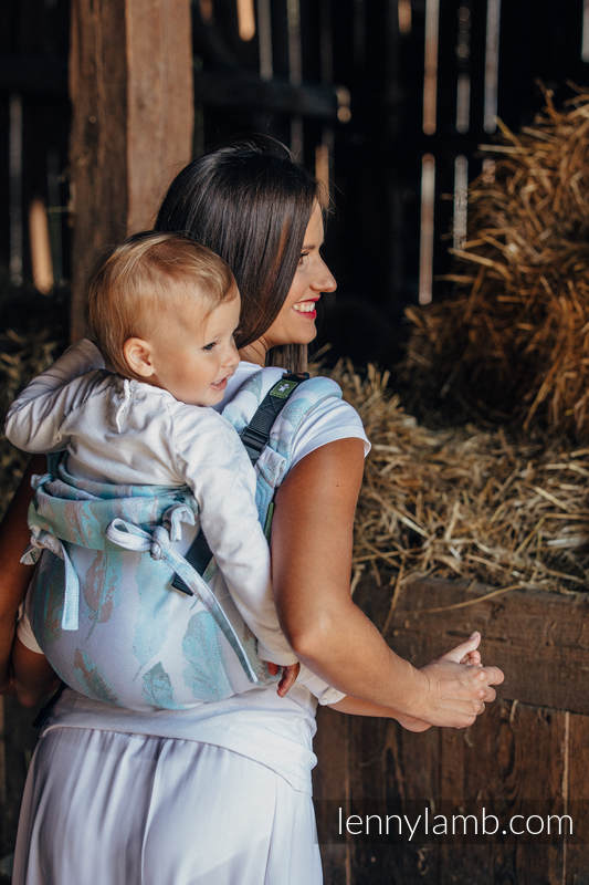 Lenny Buckle Onbuhimo baby carrier, standard size, jacquard weave (100% cotton) - PAINTED FEATHERS WHITE & TURQUOISE #babywearing
