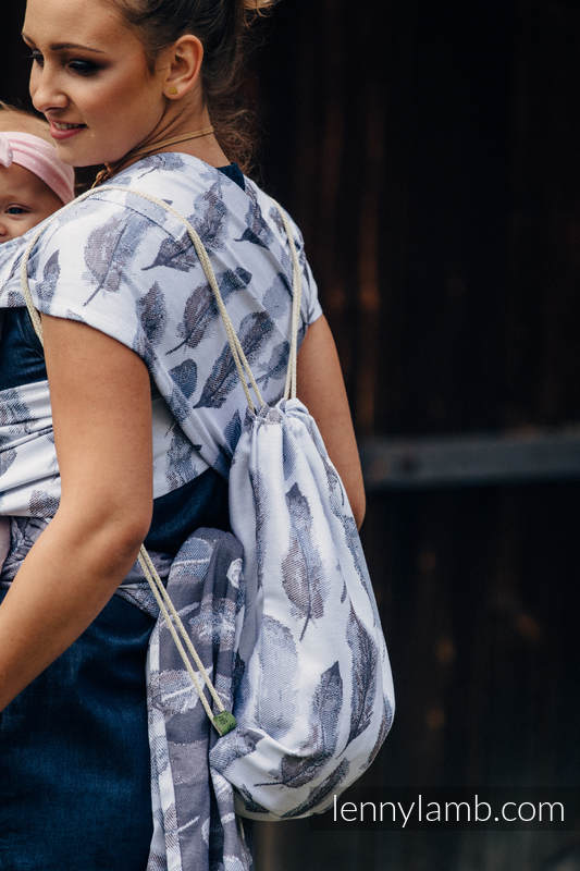 Sackpack made of wrap fabric (100% cotton) - PAINTED FEATHERS WHITE & NAVY BLUE - standard size 32cmx43cm #babywearing