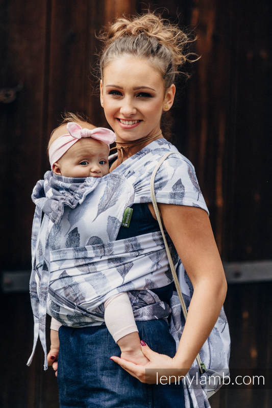 WRAP-TAI carrier Toddler with hood/ jacquard twill / 100% cotton / PAINTED FEATHERS WHITE & NAVY BLUE  #babywearing