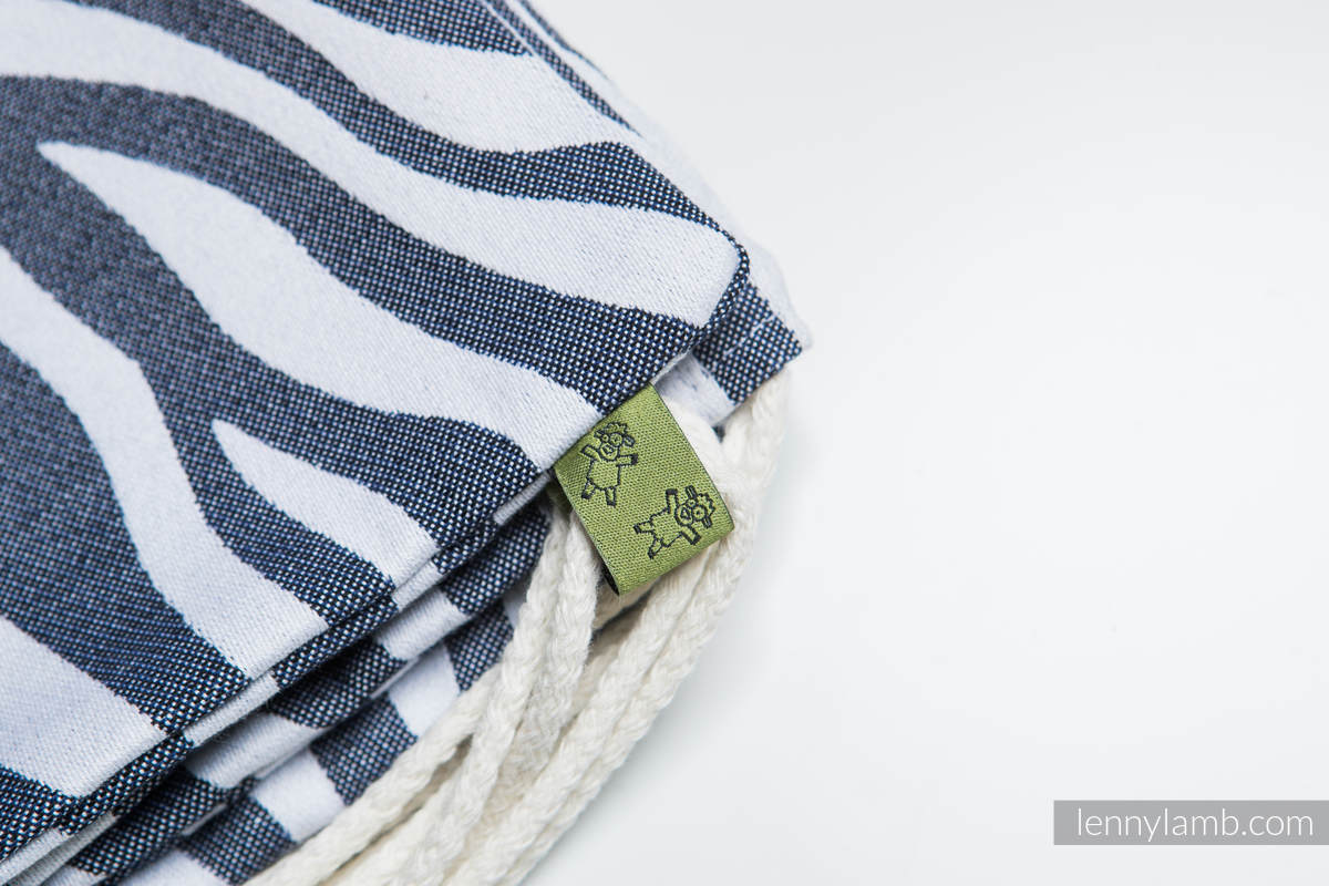 Mochila portaobjetos hecha de tejido de fular (100% algodón) - ZEBRA GRAFITO & BLANCO - talla estándar 32cmx43cm #babywearing