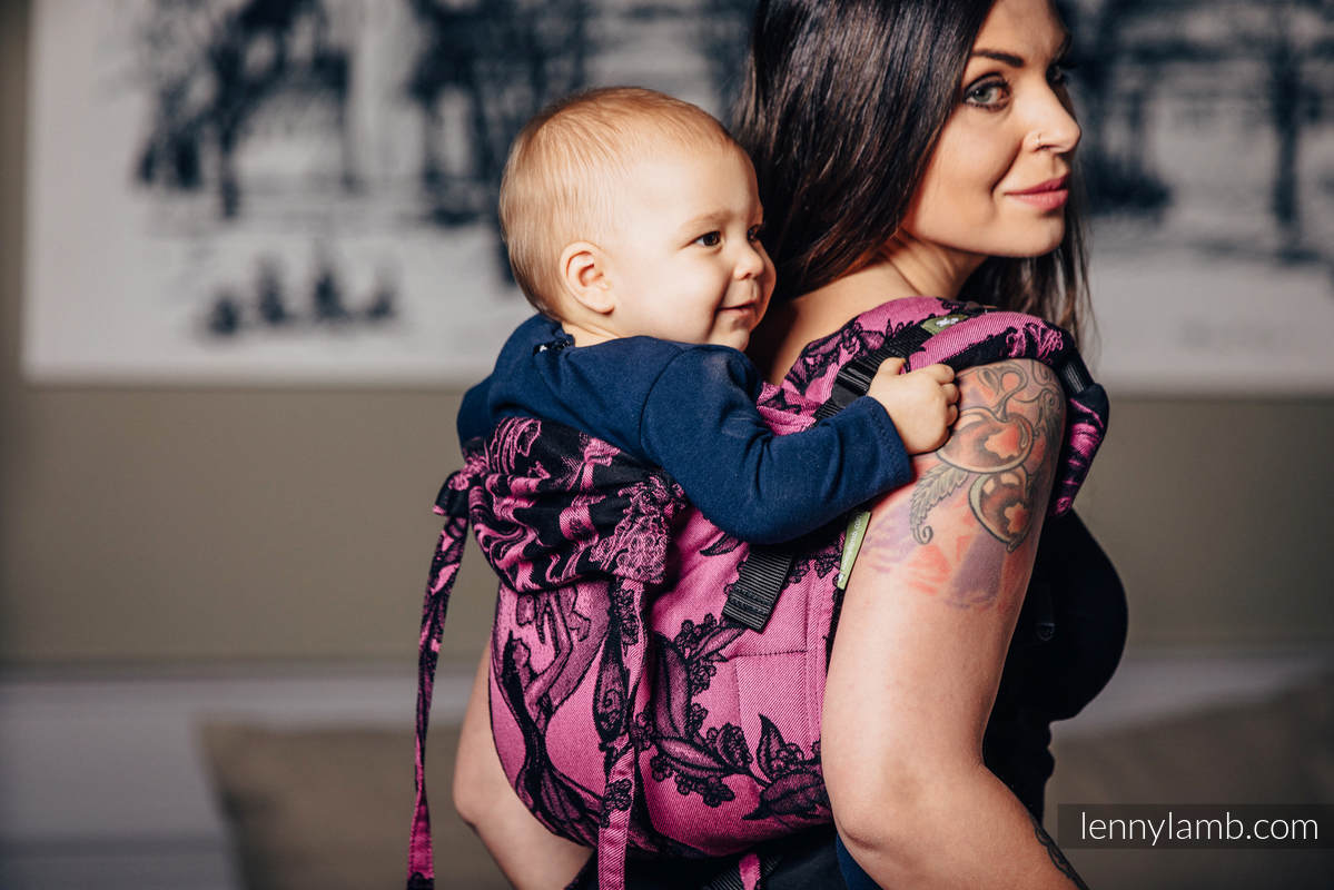 Lenny Buckle Onbuhimo baby carrier, toddler size, jacquard weave (100% cotton) - TIME BLACK & PINK (with skull)  #babywearing