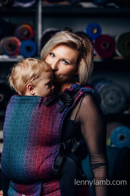 Mochila LennyUp, talla estándar, tejido jaquard (60% algodón, 28% lana merino, 8% seda, 4% cachemir) - conversión de fular BIG LOVE - BLACK OPAL #babywearing