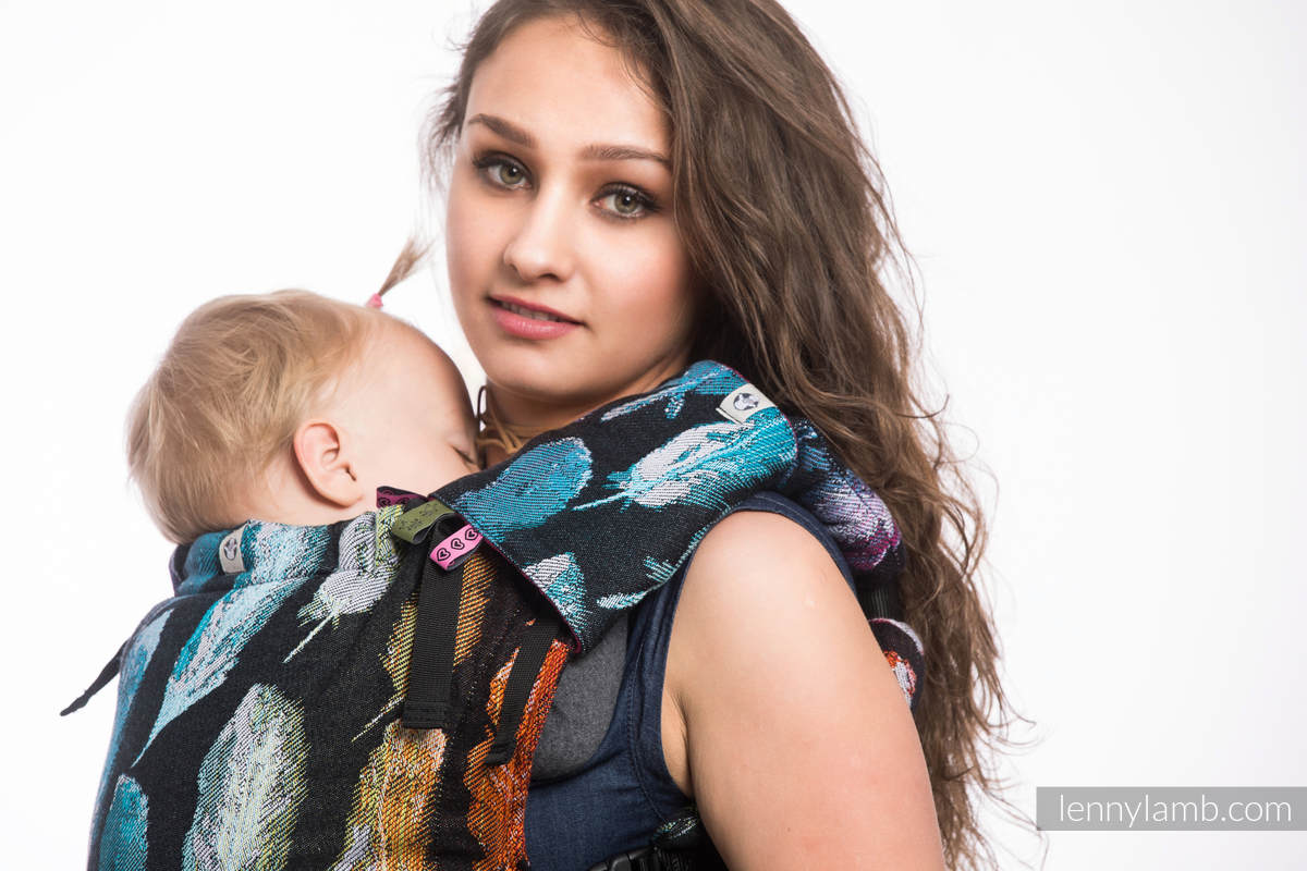 Drool Pads & Reach Straps Set, (60% cotton, 40% polyester) - PAINTED FEATHERS RAINBOW DARK #babywearing
