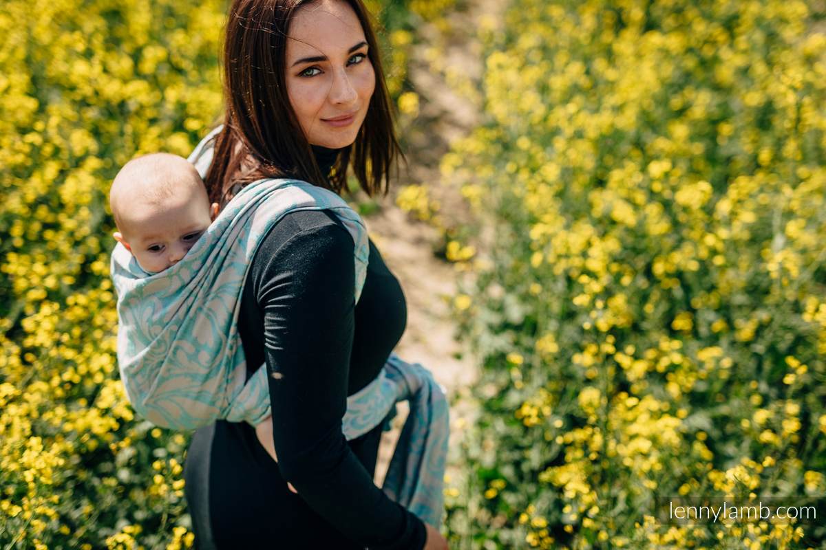 Baby Wrap, Jacquard Weave - (76%cotton, 12%linen, 7%silk, 5%baby alpaca) - TWISTED LEAVES BREATH OF SUMMER - size S #babywearing