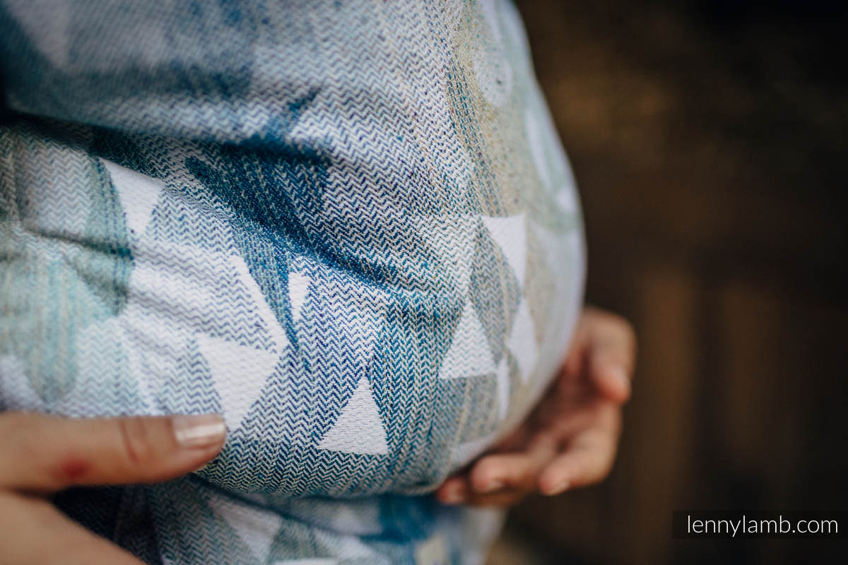 LennyUp Carrier, Standard Size, jacquard weave - 62% cotton, 38% silk - SWALLOWS - OVER CLOUDS #babywearing