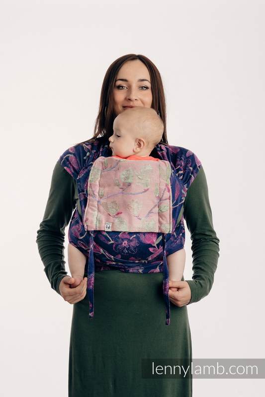 Nosidełko dla dzieci WRAP-TAI MINI, bawełna, splot żakardowy, z kapturkiem - TAJEMNICZA MAGNOLIA #babywearing