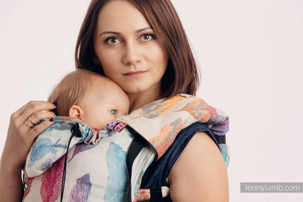 Nosidełko Ergonomiczne z tkaniny żakardowej 100% bawełna , Toddler Size, MALOWANE PIÓRA TĘCZA LIGHT - Druga Generacja #babywearing