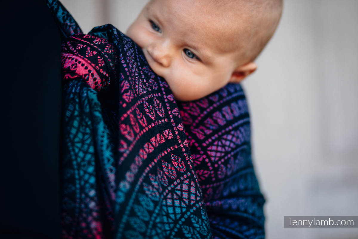 Żakardowa chusta do noszenia dzieci, 60% bawełna, 28% wełna merino, 8% jedwab, 4% kaszmir - PAWI OGON - CZARNY OPAL - rozmiar S #babywearing