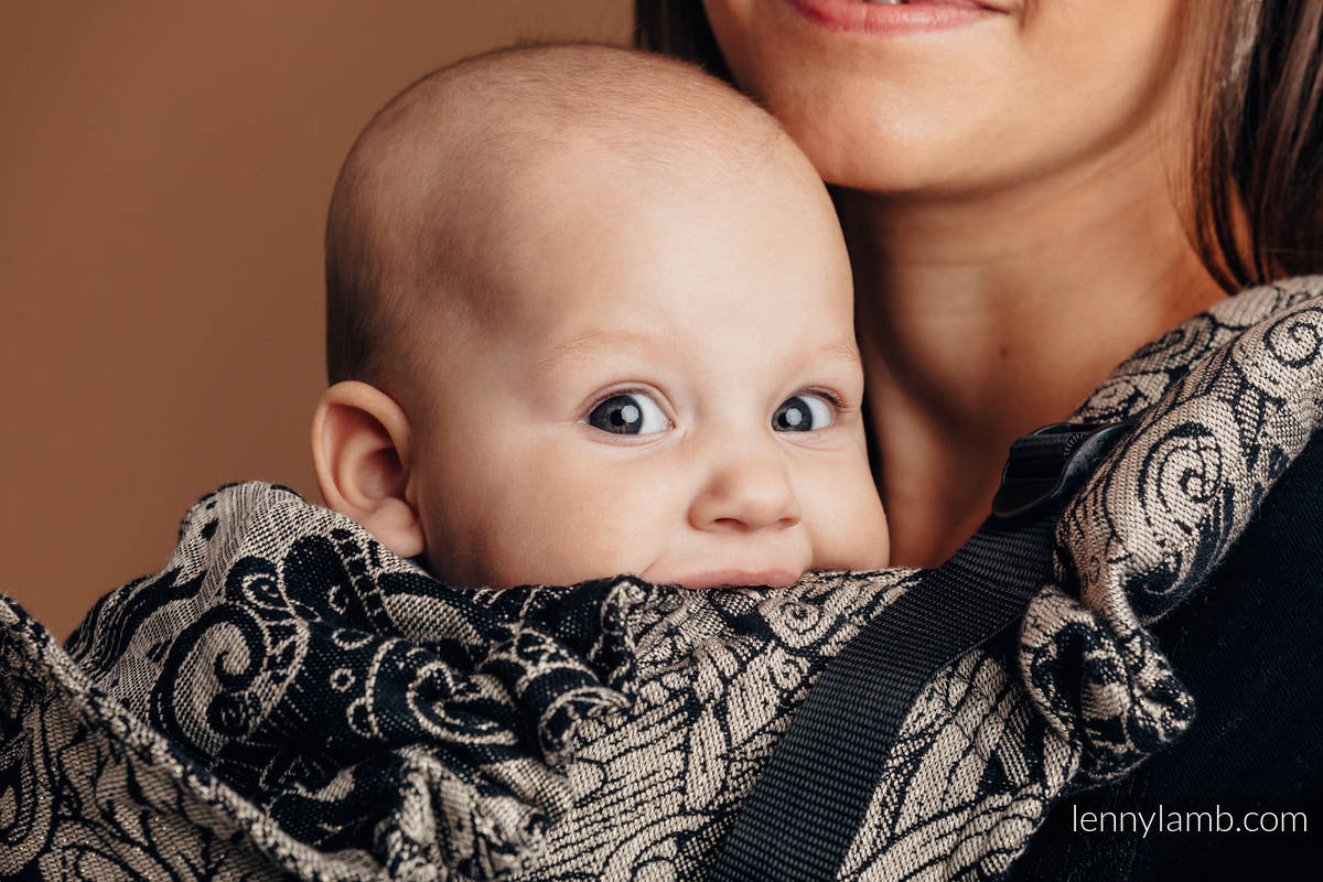 Nosidełko Ergonomiczne z tkaniny żakardowej 96% bawełna, 4% przędza metalizowana, Baby Size, CZAS ZBIORÓW - Druga Generacja #babywearing