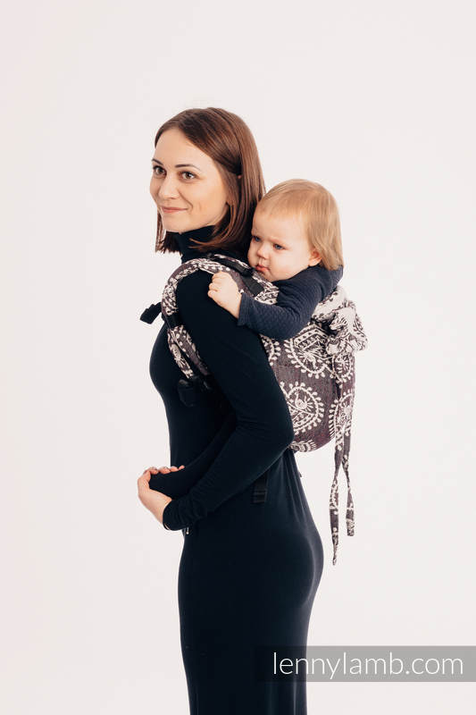 Nosidło Klamrowe ONBUHIMO  z tkaniny żakardowej (74% Bawełna 26% Jedwab), rozmiar Toddler - FOLKOWE SERCA - NOSTALGIA #babywearing
