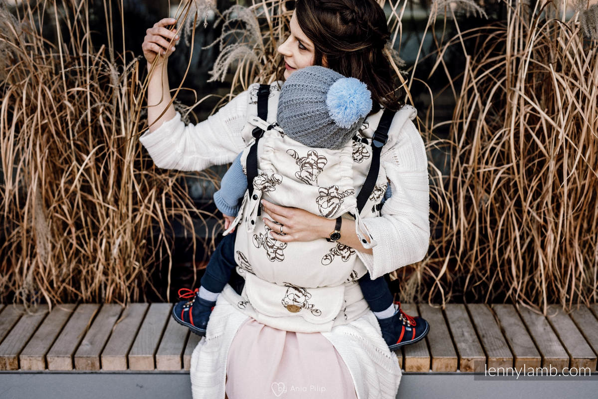 Nosidełko LennyUpGrade z tkaniny żakardowej 100% bawełna , rozmiar standard - KOTEK MARYSI - BRĄZ Z KREMEM #babywearing