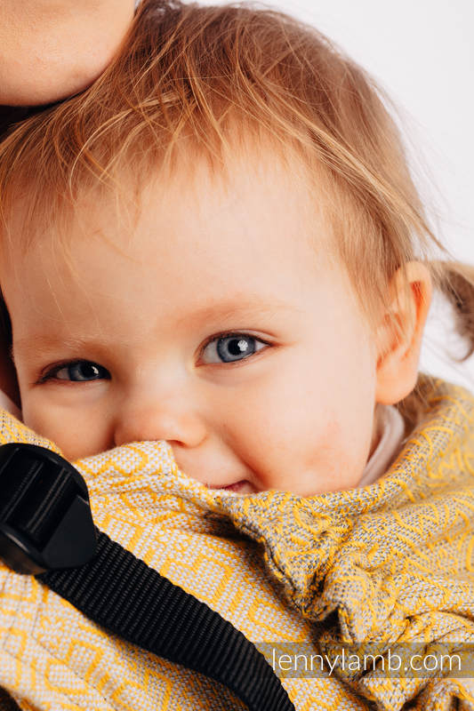 Mochila ergonómica LennyGo, talla Toddler, jacquard 100% algodón -  BIG LOVE - OMBRE YELLOW #babywearing