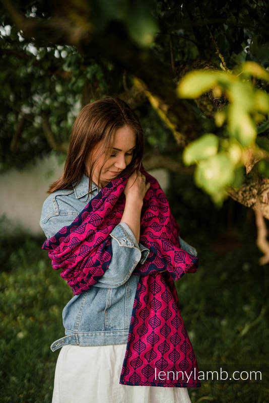 Shawl made of wrap fabric (60% cotton, 36% merino wool, 4% metallised yarn) - AMARYLLIS PETALS #babywearing