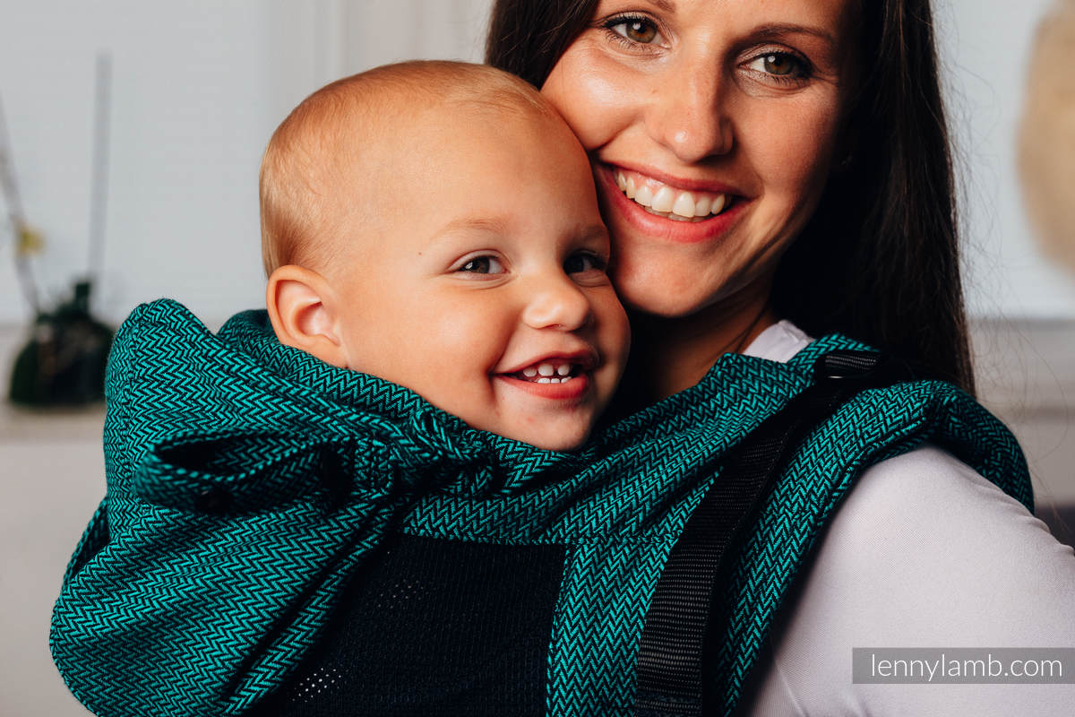 LennyGo Porte-bébé en maille ergonomique de la gamme de base - EMERALD - taille toddler, tissage herringbone, 86 % coton, 14% polyester #babywearing