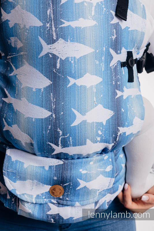 Nosidełko LennyUpGrade z tkaniny żakardowej 100% bawełna , rozmiar standard - FISH'KA - WIELKI BŁĘKIT #babywearing