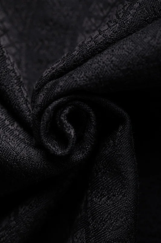 Baby Wrap, Jacquard Weave (59% cotton, 41% merino wool) - PEACOCK'S TAIL - PITCH BLACK - size S #babywearing