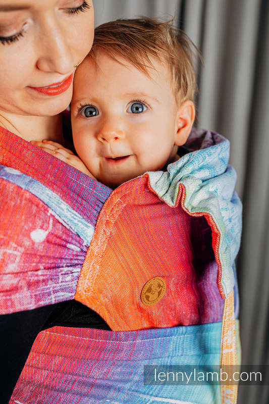 WRAP-TAI Tragehilfe Toddler mit Kapuze/ Jacquardwebung / 100% Baumwolle / SYMPHONY RAINBOW LIGHT  #babywearing