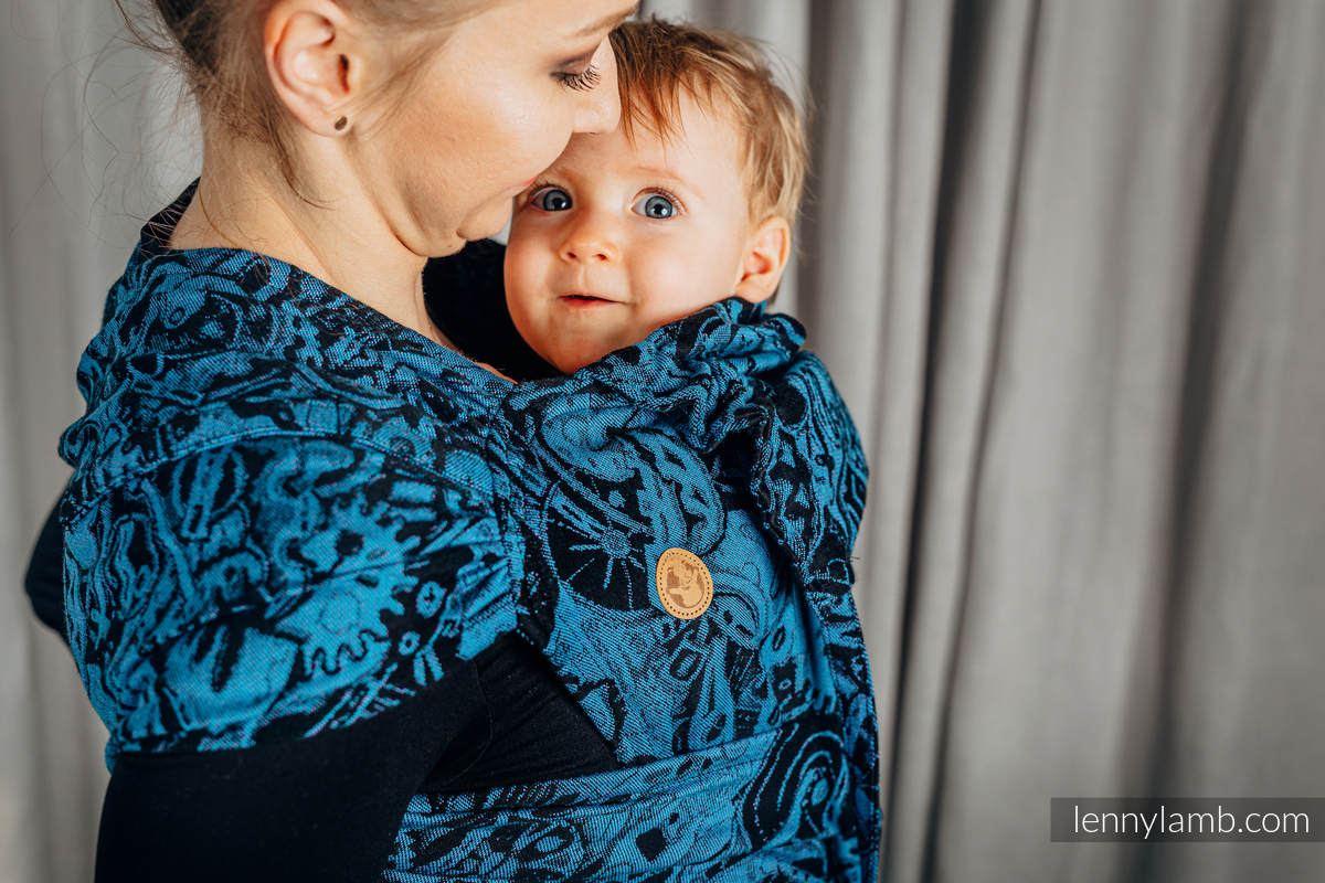 WRAP-TAI Tragehilfe Mini mit Kapuze/ Jacquardwebung / 100% Baumwolle / CLOCKWORK PERPETUUM #babywearing