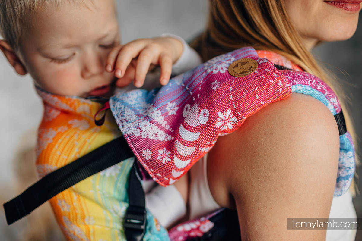 Drool Pads & Reach Straps Set, (60% cotton, 40% polyester) - DRAGONFLY RAINBOW #babywearing