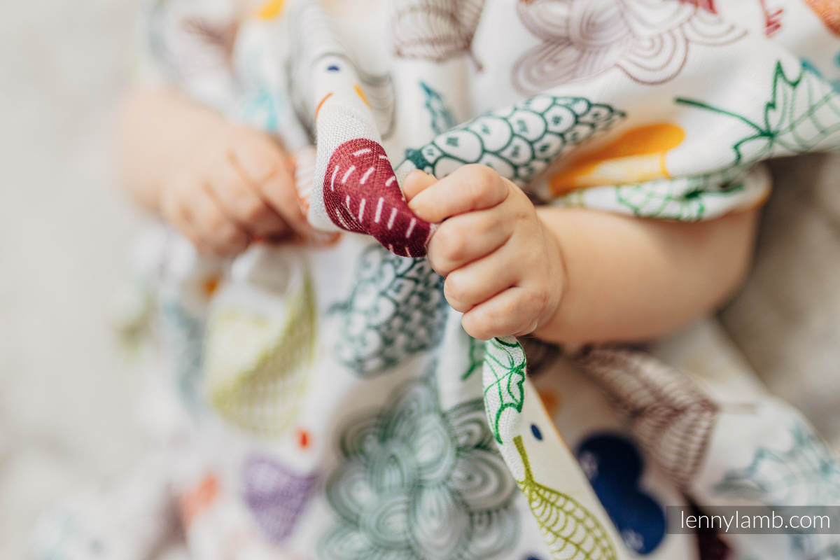 Swaddle Blanket - UNDER THE LEAVES - HEDGEHOG #babywearing