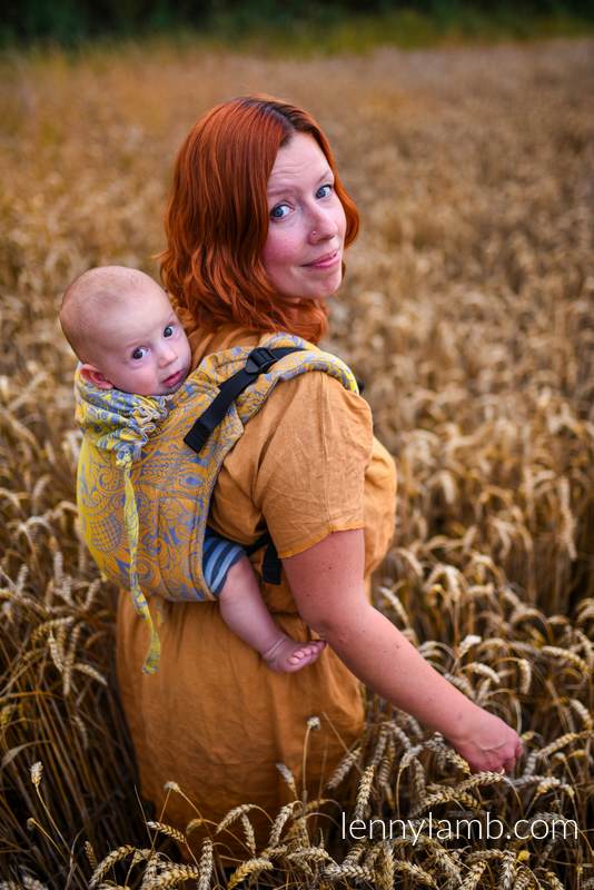 Lenny Buckle Onbuhimo baby carrier, toddler size, jacquard weave (95% cotton, 5% metallised yarn) - HARVEST - FIELDS OF GOLD #babywearing