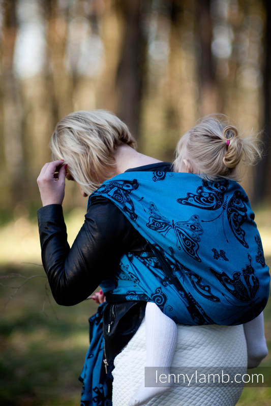 :WVJ_M_NGHT_BTTRFL #babywearing