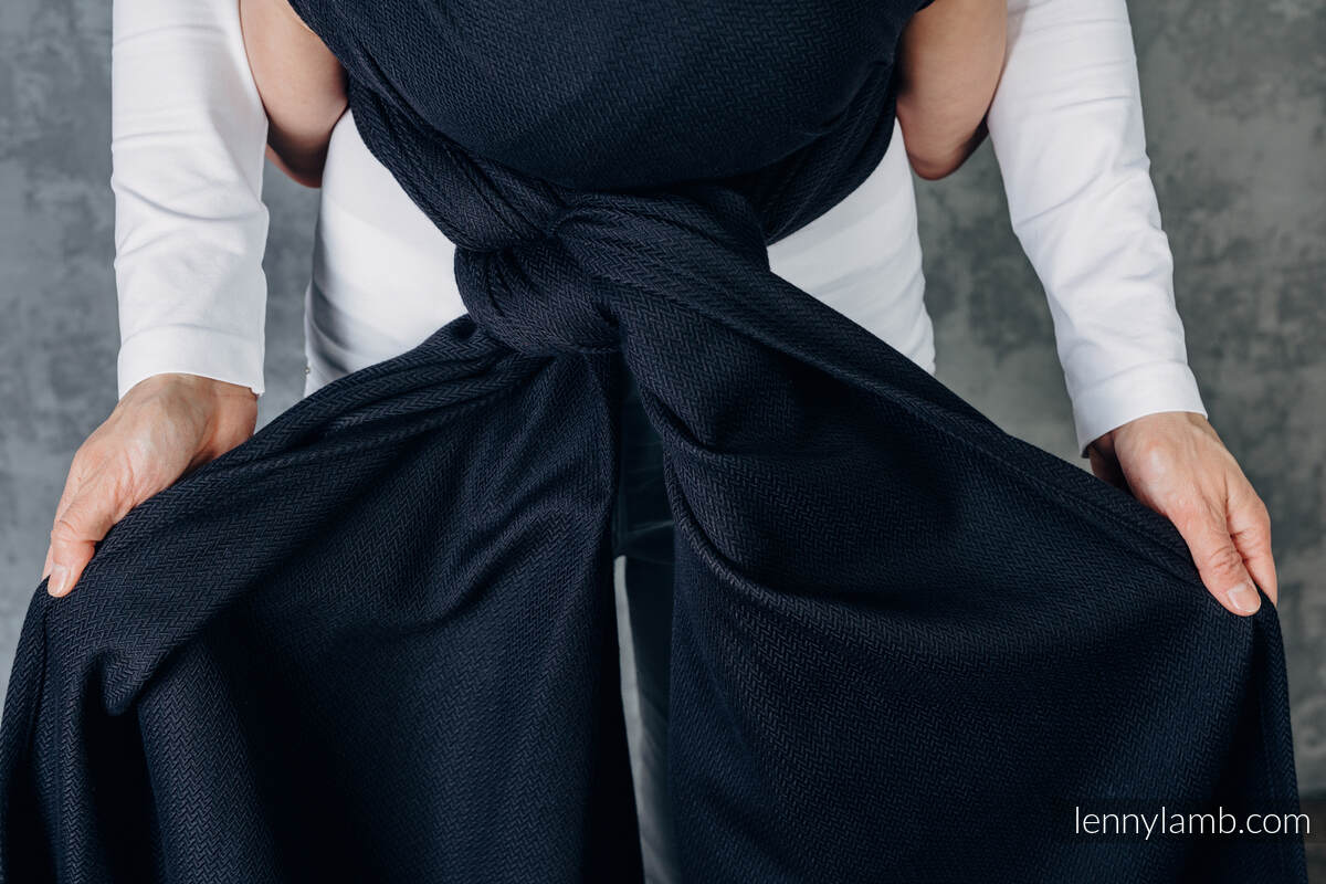 Fular Línea Básica, tejido Herringbone (100% algodón) - LITTLE HERRINGBONE EBONY BLACK - talla S #babywearing